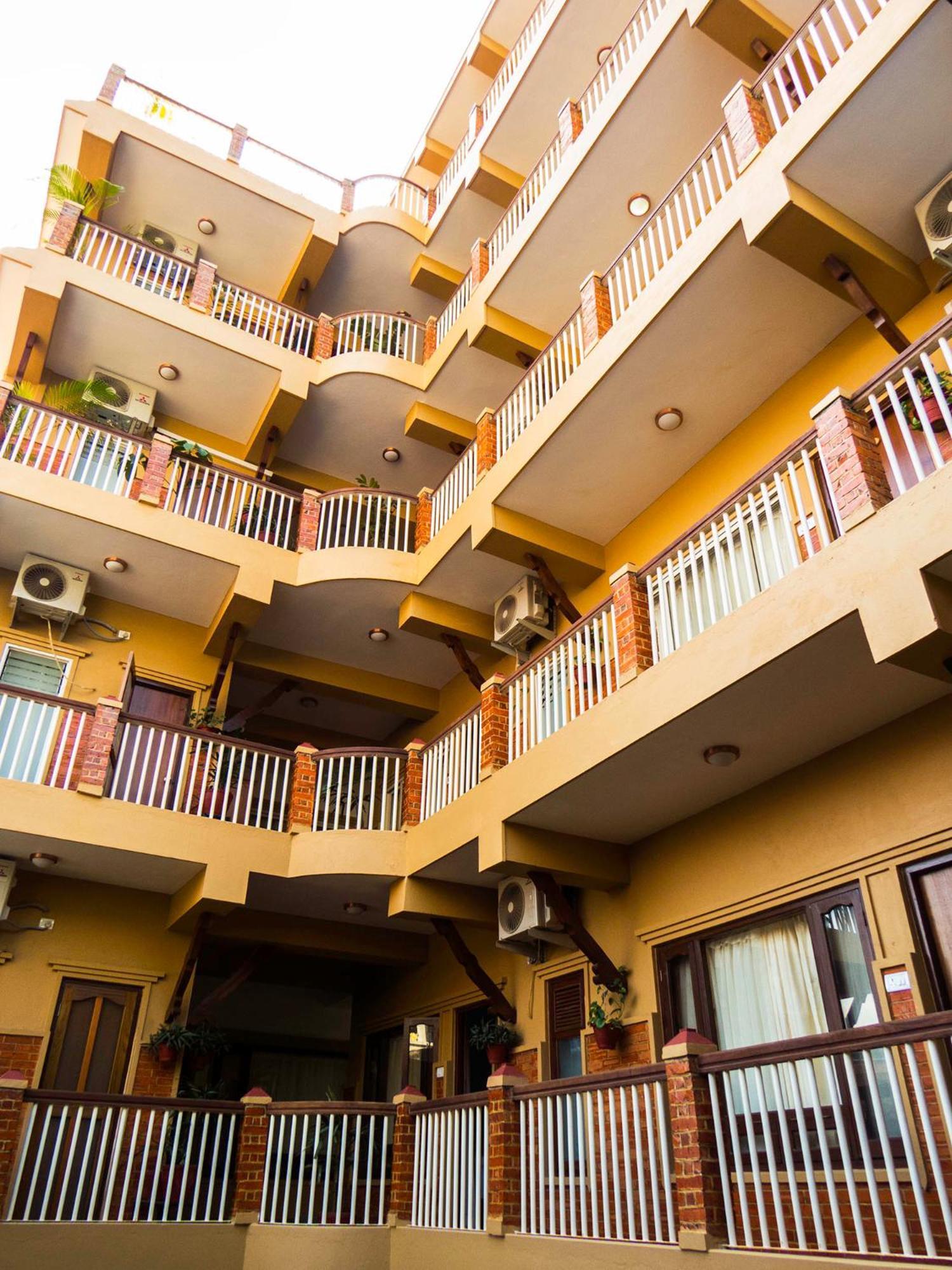 Tristar Hotel Pokhara Exterior photo